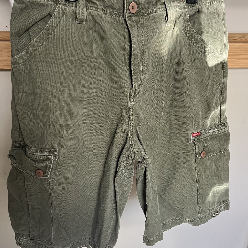 Guess Cargo Shorts, Green, 36